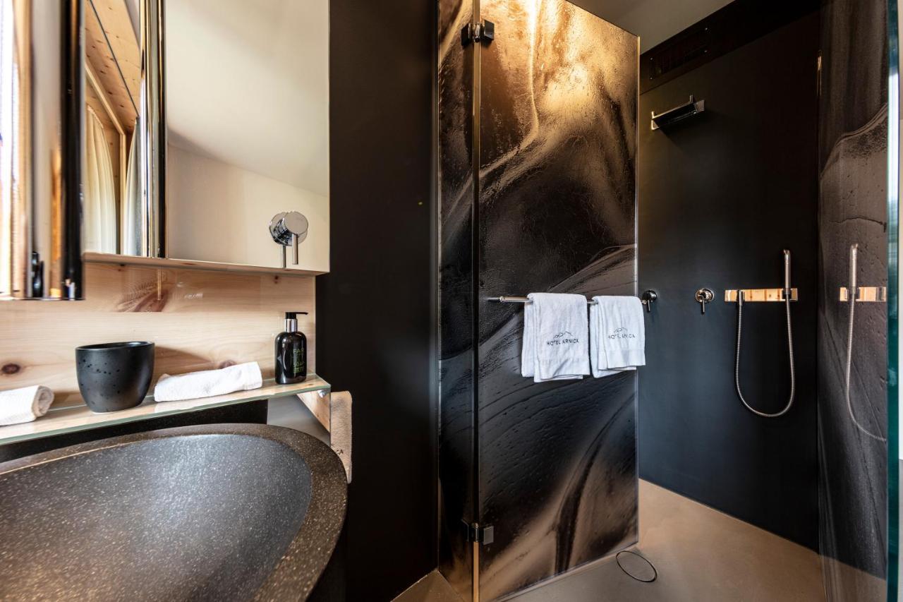 Hotel Arnica Scuol - Adults Only מראה חיצוני תמונה