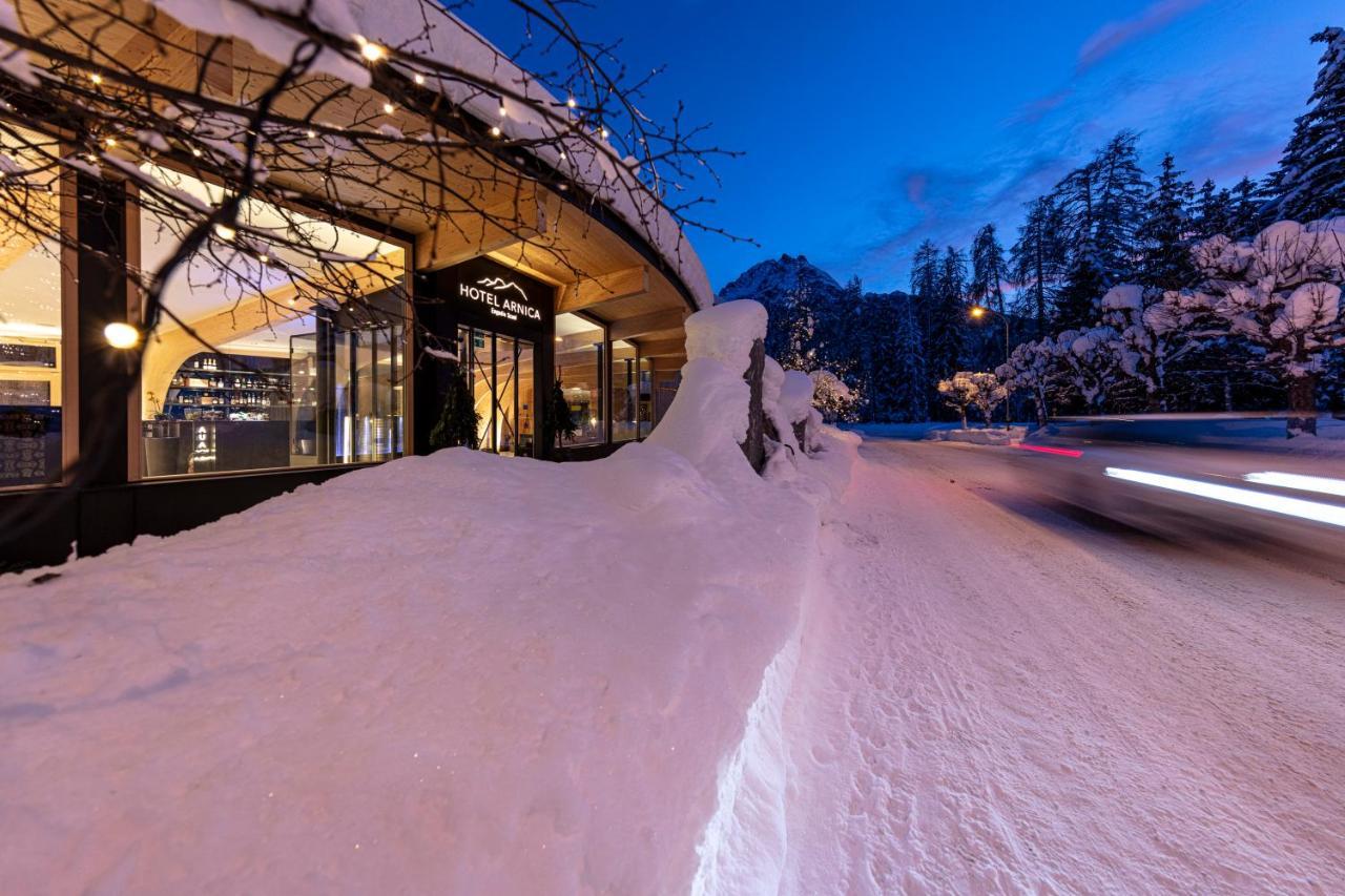 Hotel Arnica Scuol - Adults Only מראה חיצוני תמונה