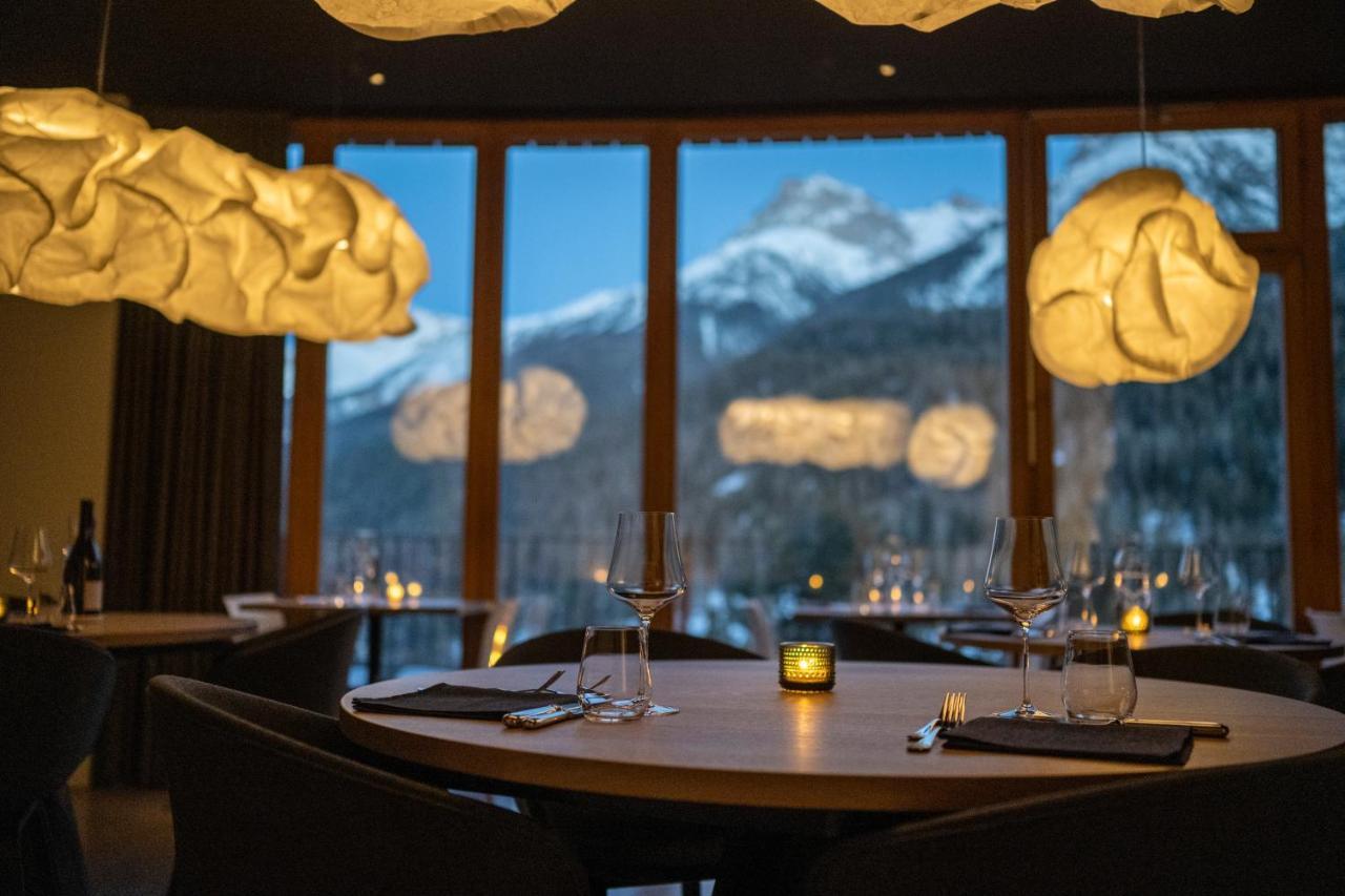 Hotel Arnica Scuol - Adults Only מראה חיצוני תמונה