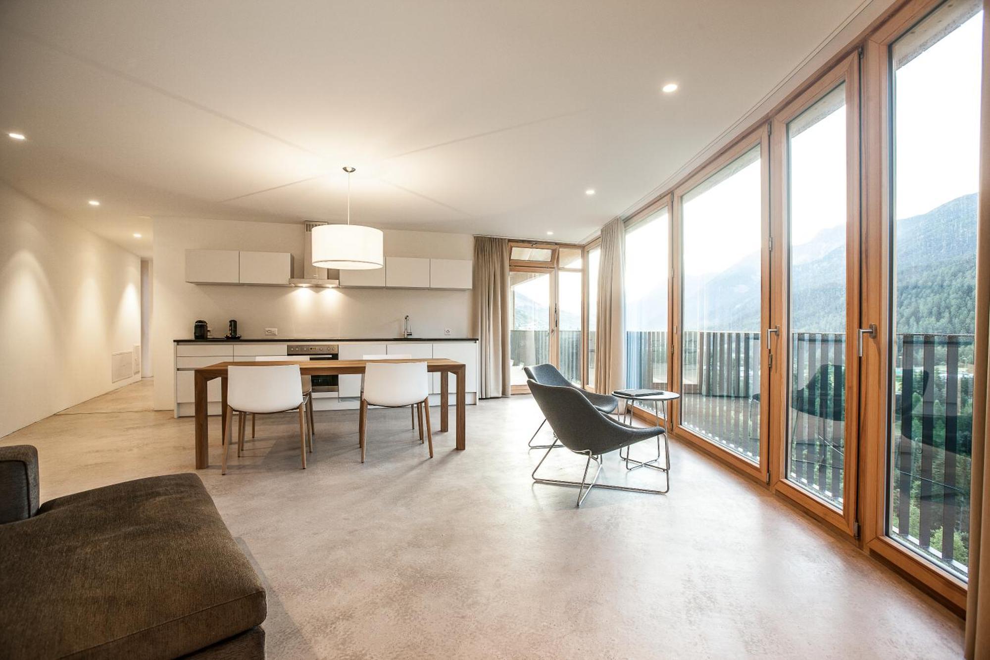 Hotel Arnica Scuol - Adults Only חדר תמונה